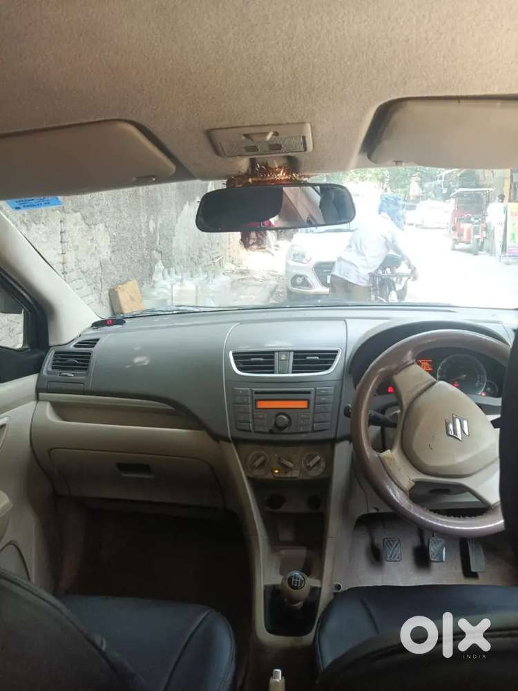 Ertiga 2013 November On Sale And In Very Good Condition.