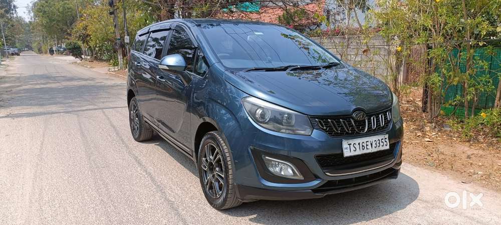 Mahindra Marazzo M8, 2018, Diesel