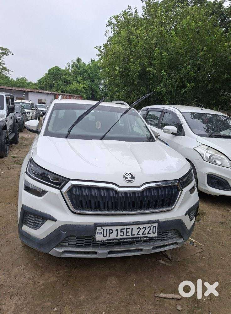 Skoda Kushaq 1.0 Tsi Ambition, 2024, Petrol