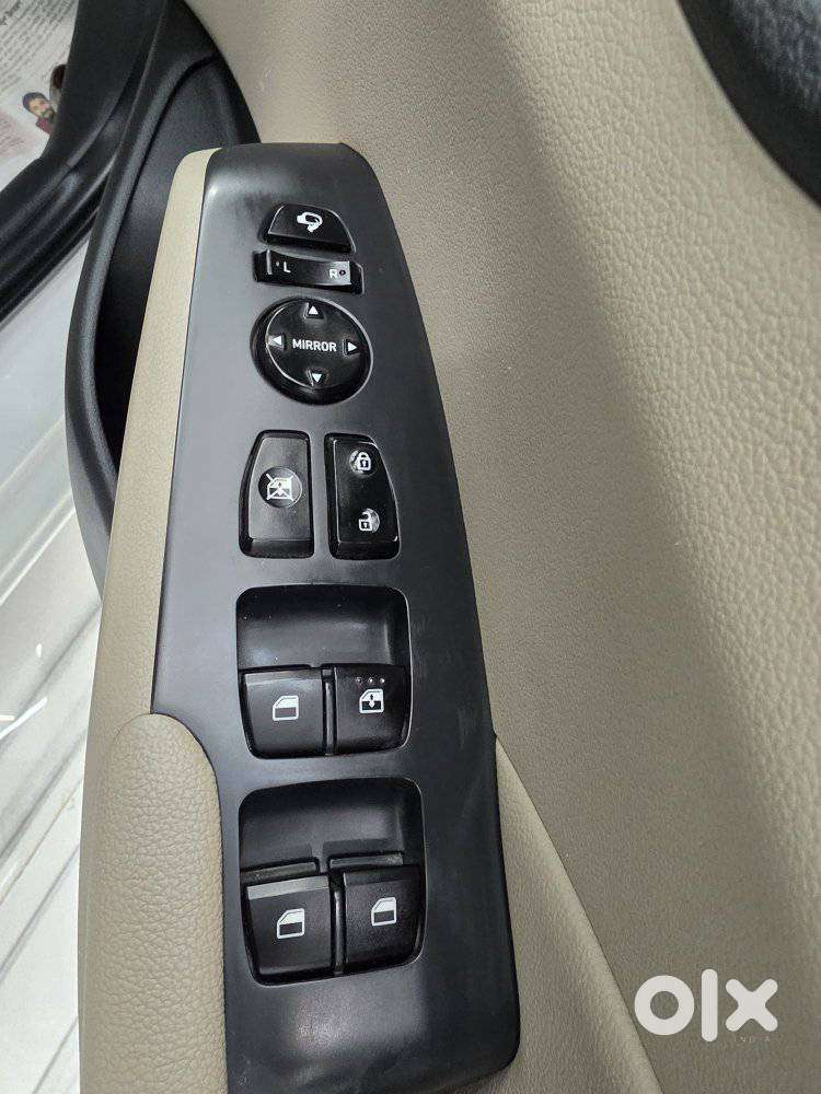 Hyundai Verna 1.5 Sx (o) Vtvt, 2018, Petrol