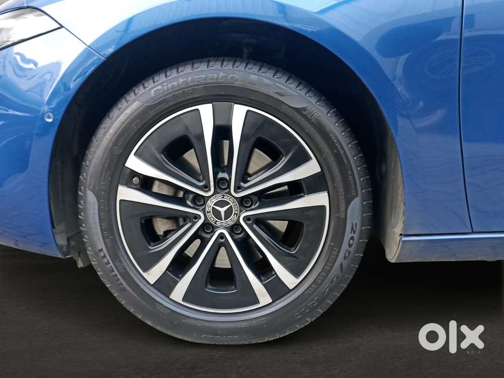 Mercedes-benz A-class Limousine 200, 2023, Petrol