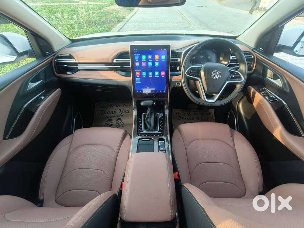 Mg Hector Plus Savvy Pro 1.5 Turbo Petrol Cvt 7 Str, 2024, Petrol