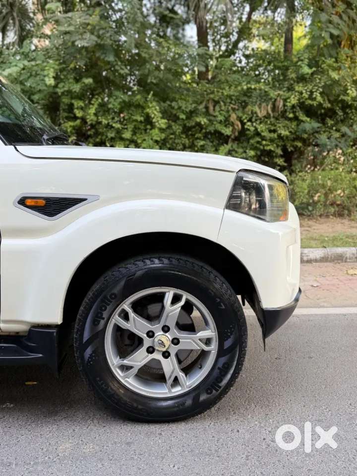 Mahindra Scorpio S10, 2017, Diesel
