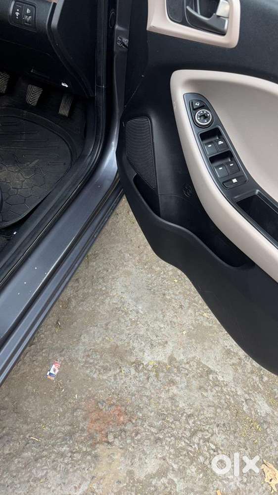 Hyundai I20 2017 Petrol 75500 Km Driven