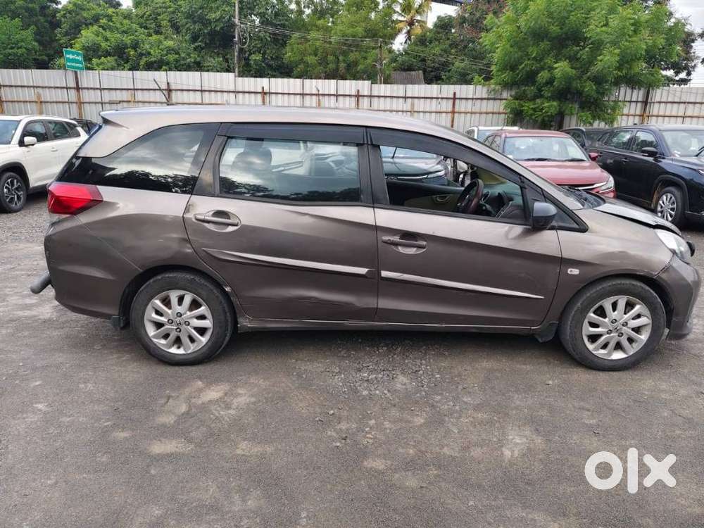 Honda Mobilio, 2015, Diesel