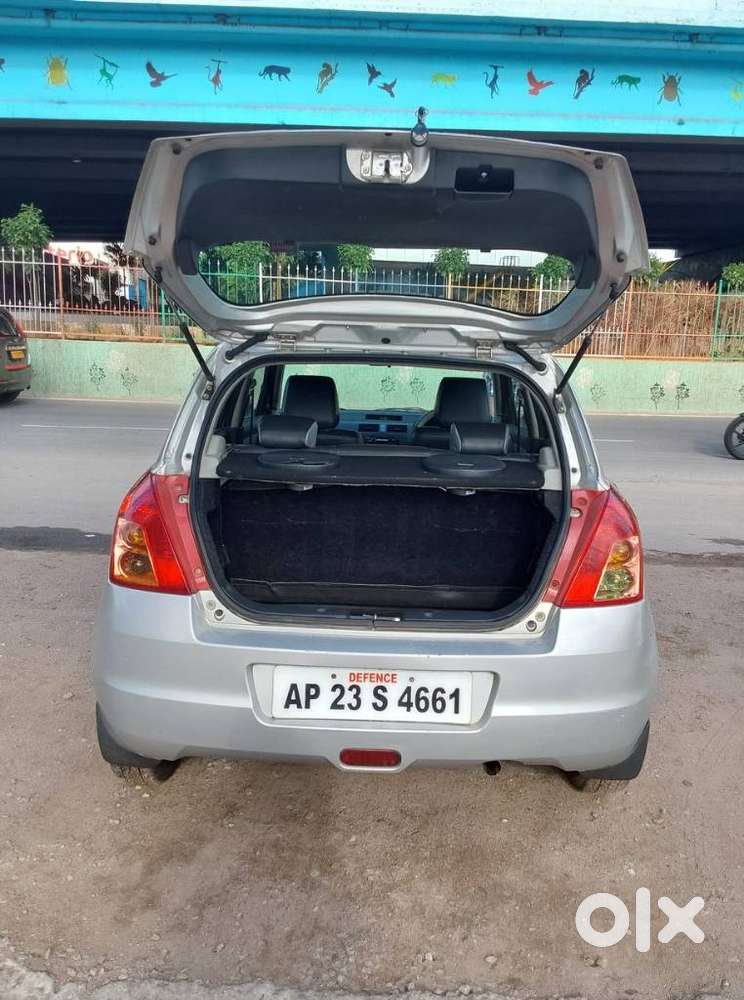 Maruti Suzuki Swift Vxi + Manual, 2009, Petrol