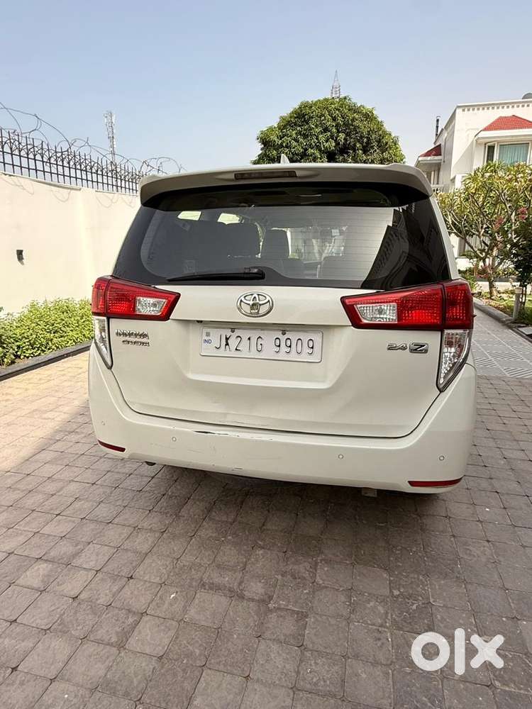 Toyota Innova Crysta 2021 Diesel Well Maintained