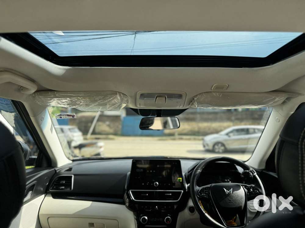 Mahindra Xuv 3xo Ax5l Pg Mt, 2024, Petrol
