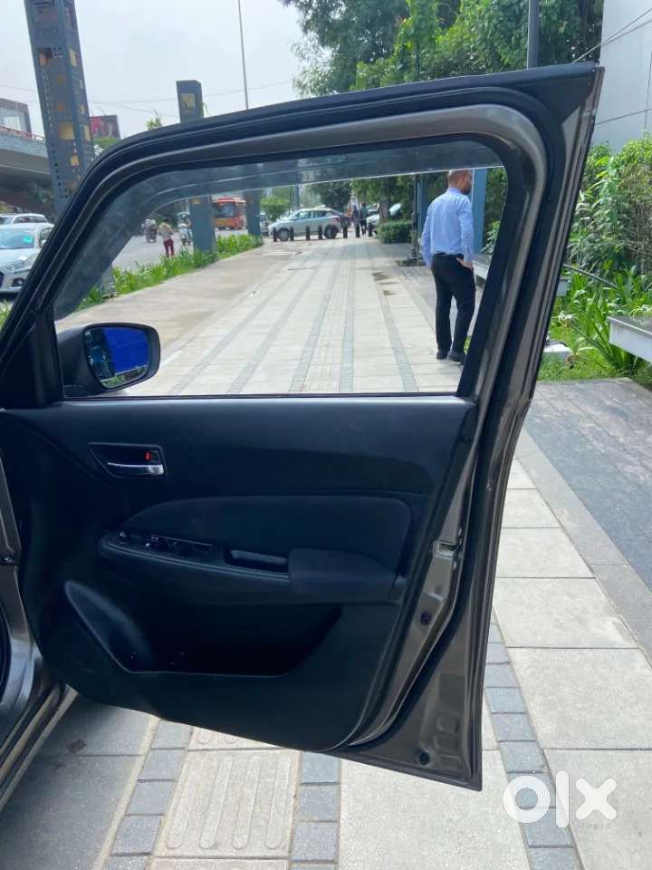 Maruti Suzuki Swift Vxi, 2024, Petrol