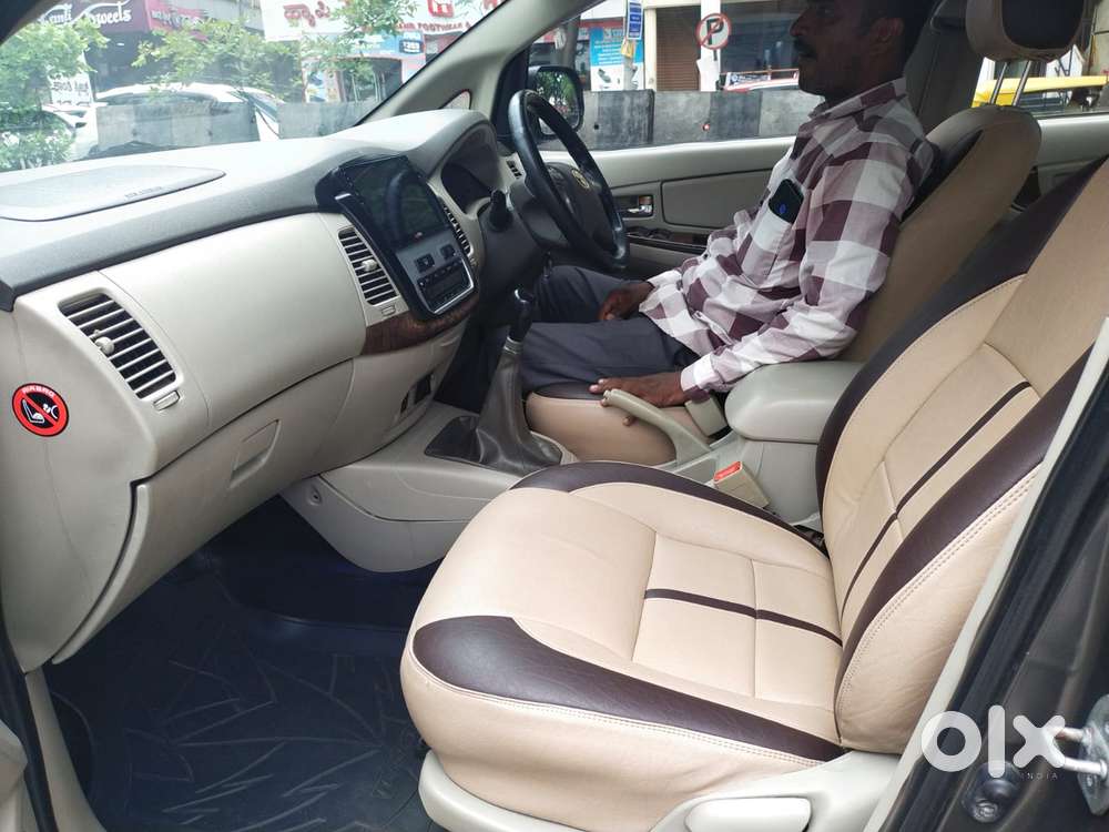Toyota Innova 2.5 Vx 8 Str Bs-iii, 2013, Diesel