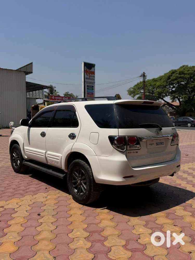 Toyota Fortuner 3.0 4x2 Mt, 2015, Diesel