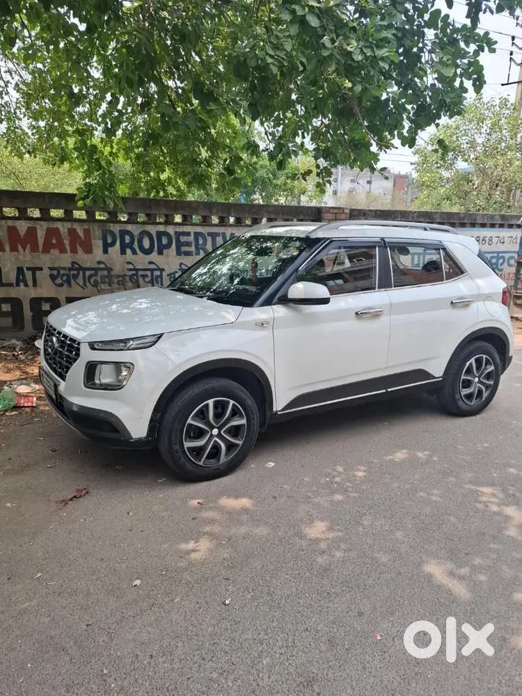 Hyundai Venue 2020 Petrol Manual