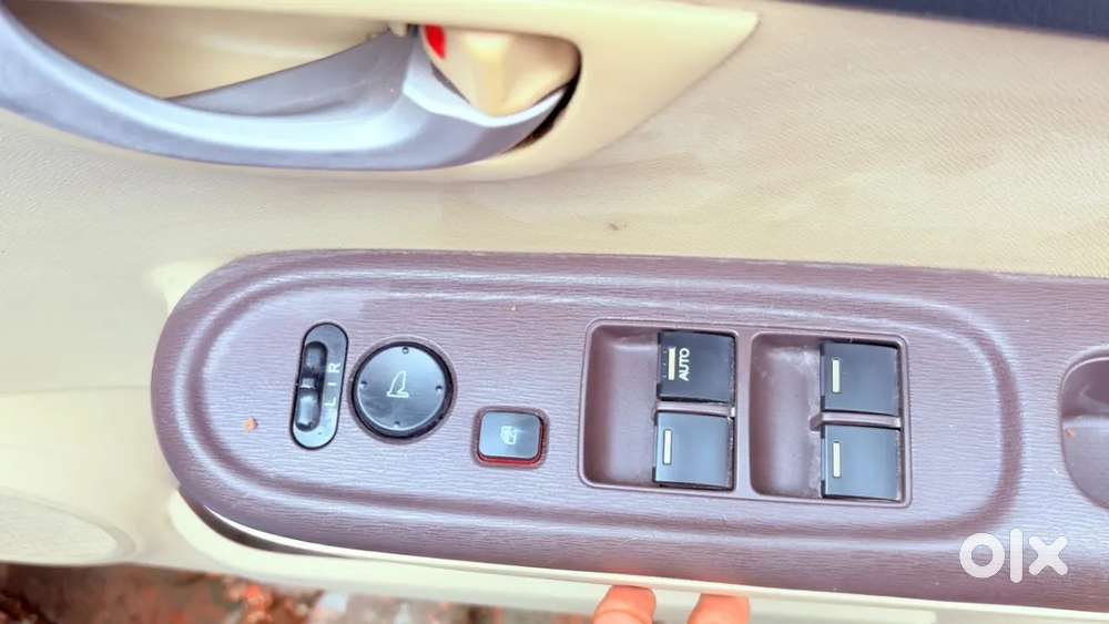 Honda Brio Vx Mt, 2013, Petrol