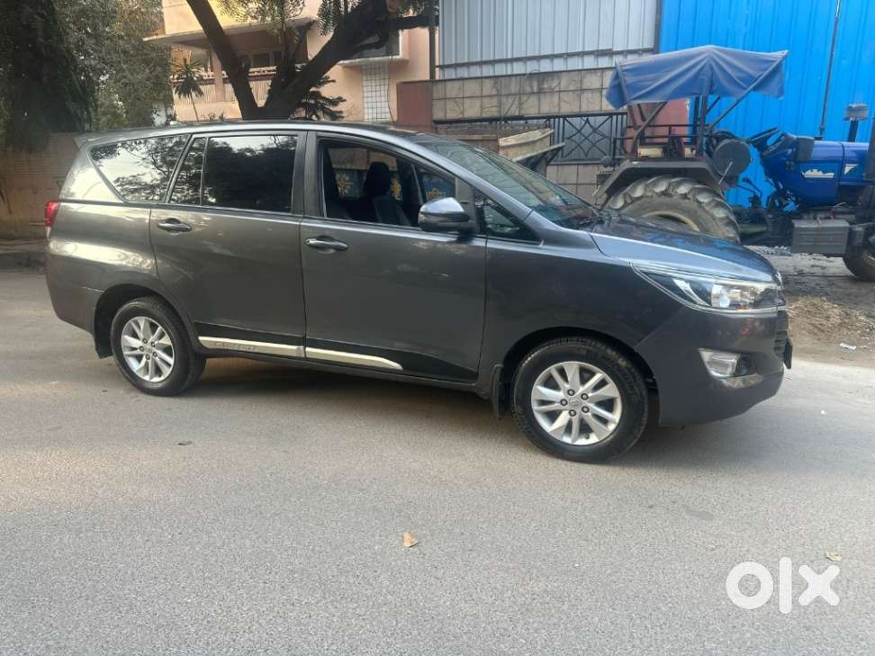 Toyota Innova Crysta