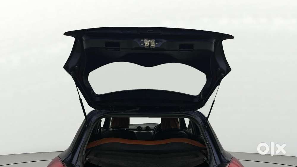 Maruti Suzuki Swift Vxi, 2018, Petrol