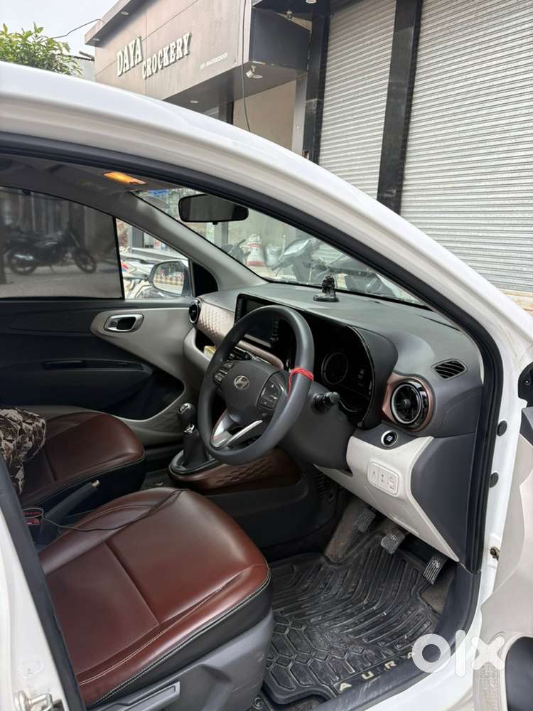 Hyundai Aura 2023 Cng