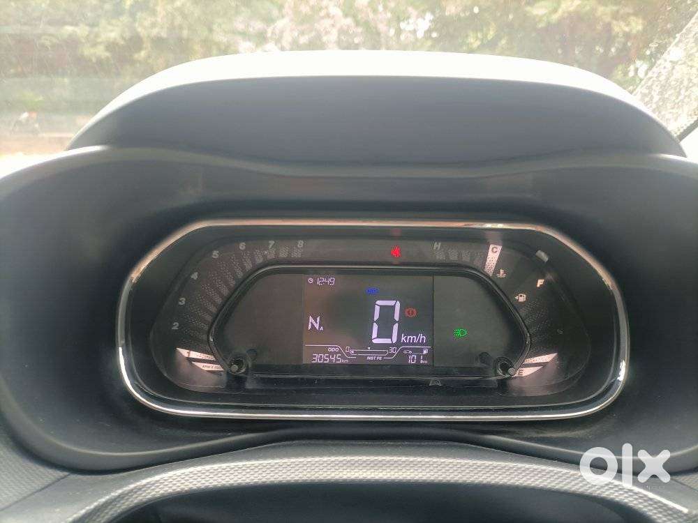 Tata Nexon Amt 1.2 Revotron Xma, 2020, Petrol
