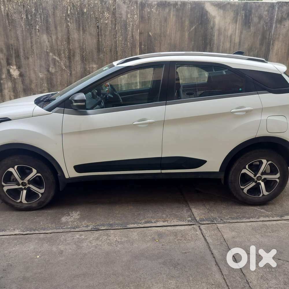 Tata Nexon Xz Plus (hs), 2021, Petrol