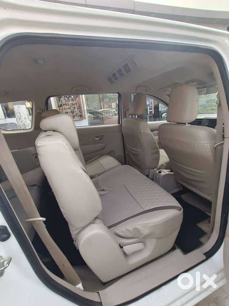Maruti Suzuki Ertiga 1.5 Vxi, 2023, Petrol