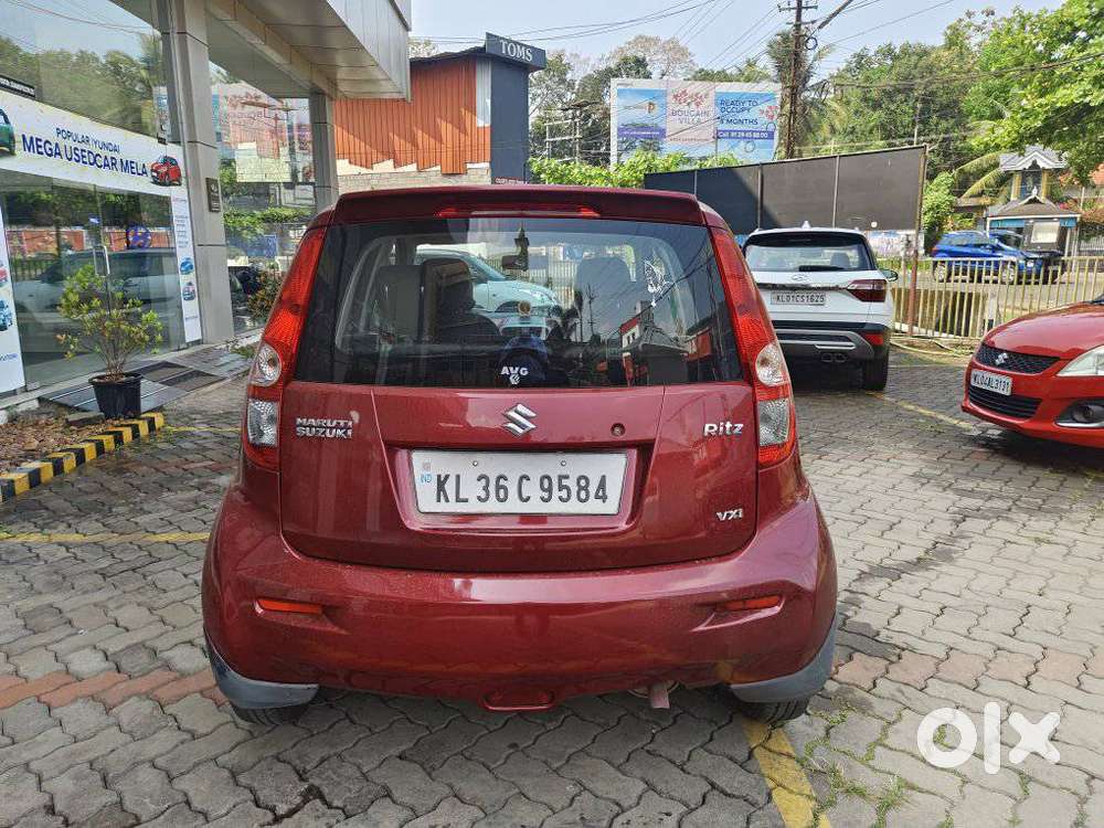 Maruti Suzuki Ritz Vxi, 2013, Petrol