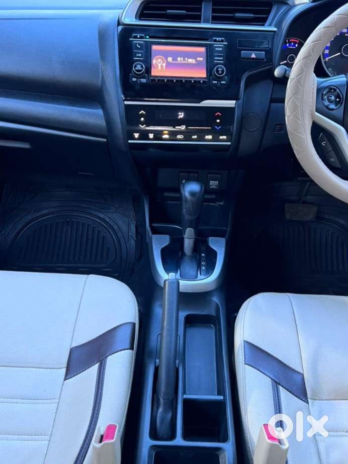 Honda Jazz 1.2 V At I Vtec, 2017, Petrol