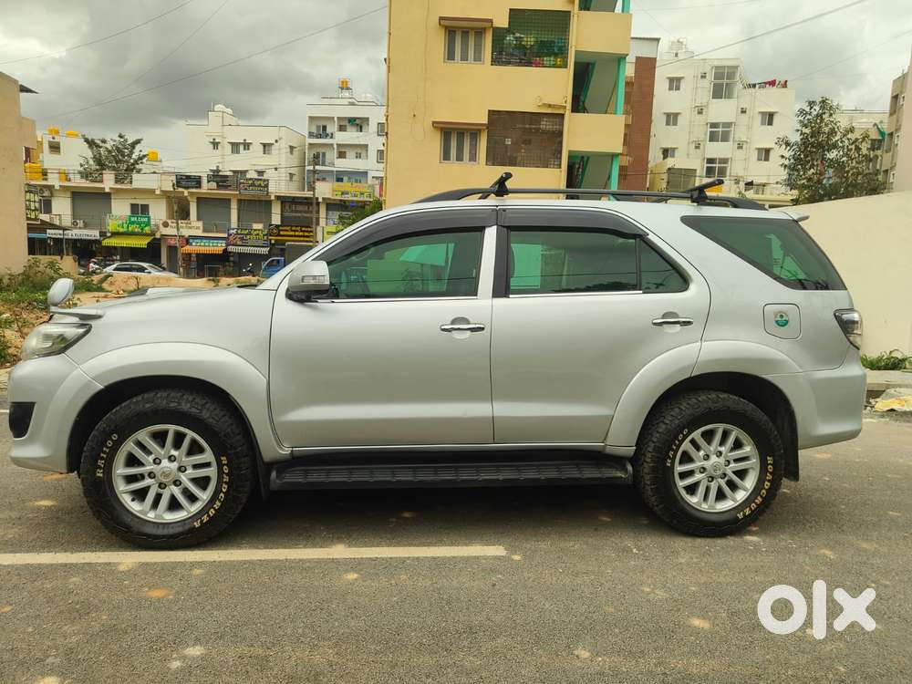 Toyota Fortuner 2.5 4x2 Mt Trd Sportivo, 2015