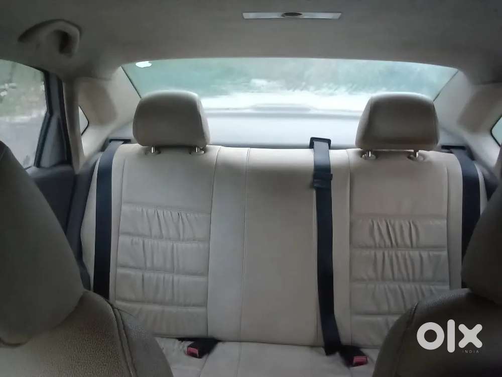 Volkswagen Vento 2011 Comfortline Petrol
