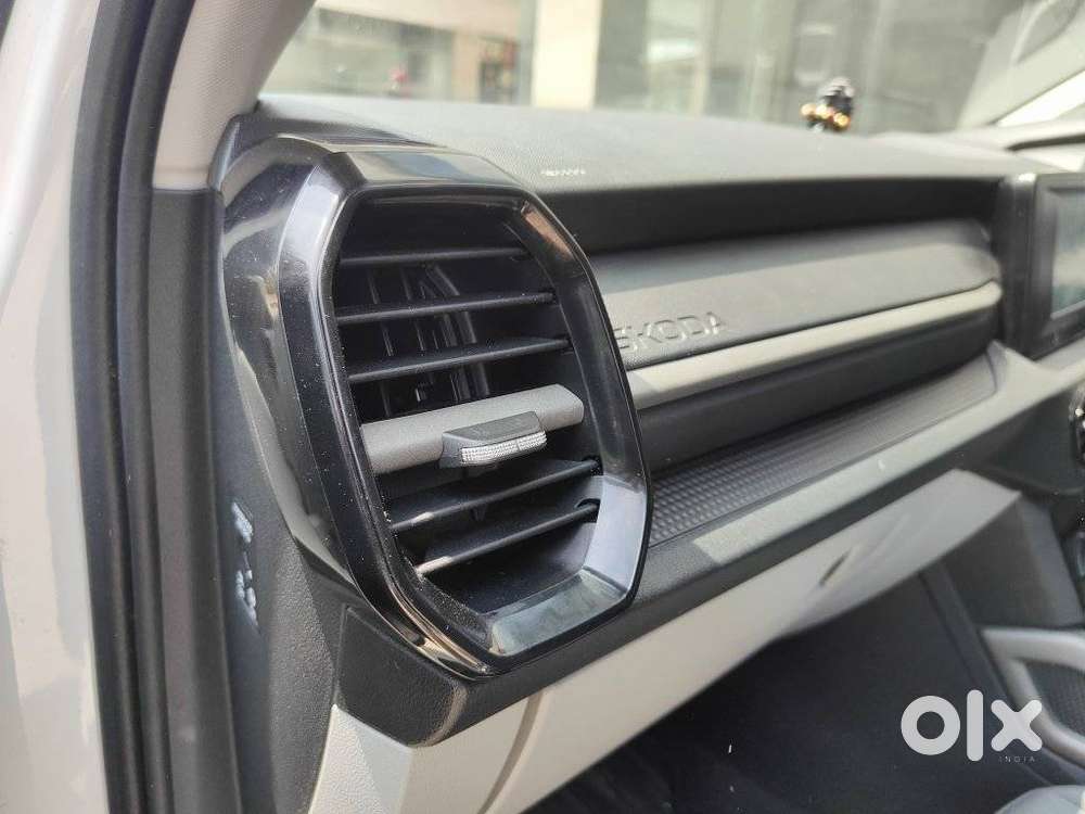 Skoda Kylaq Signature, 2026, Petrol