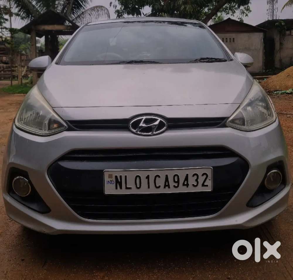 Hyundai Xcent 2015 Top Model