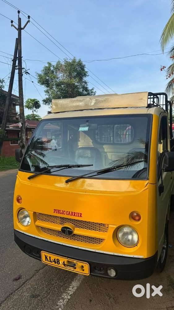 No other complaints pending,clean and neat vehicle.