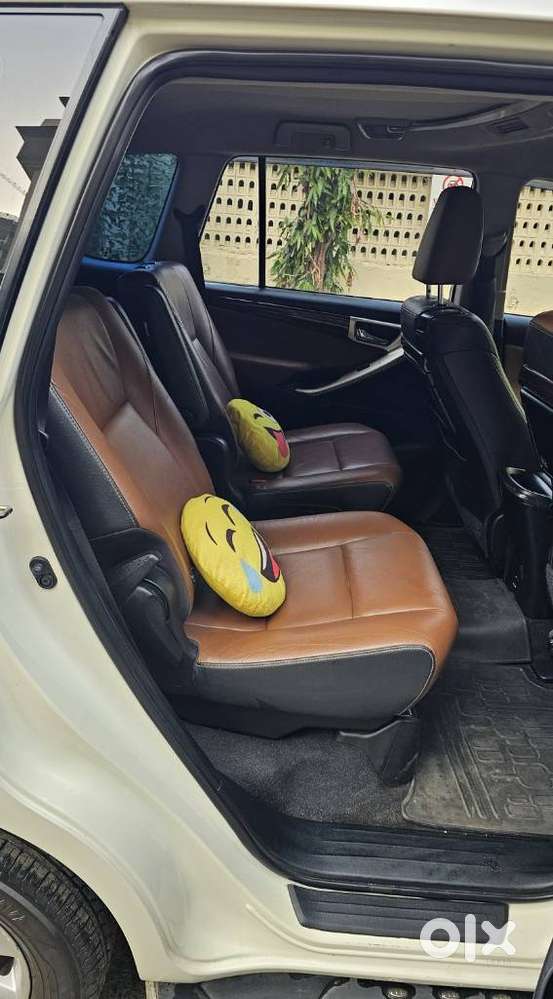 Toyota Innova Crysta 2.8z Automatic, 2017, Diesel