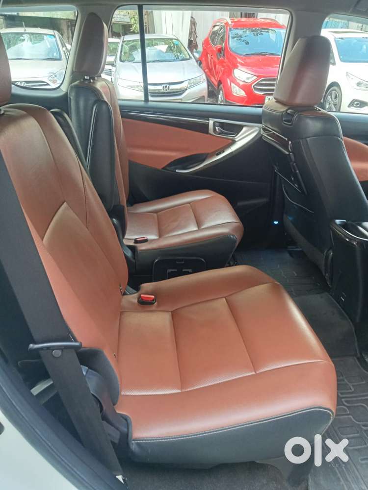 Toyota Innova Crysta 2.8z Automatic, 2017, Diesel