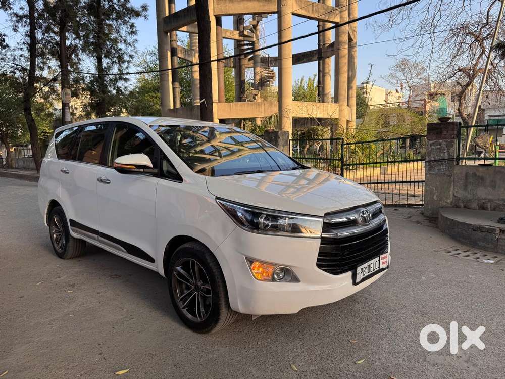 Toyota Innova Crysta 2.4 Gx Mt, 2020, Diesel