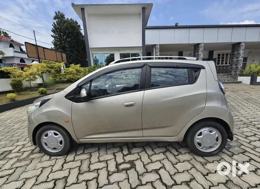 Chevrolet Beat Lt Petrol 2011