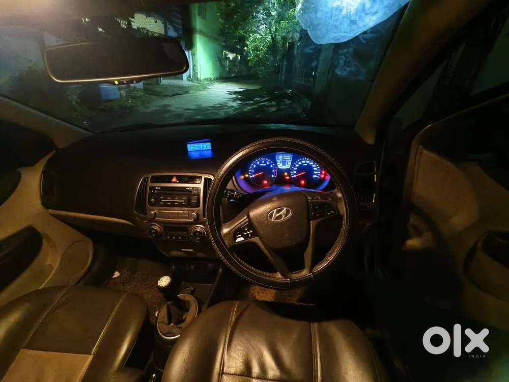Hyundai I20 Asta Petrol 2012