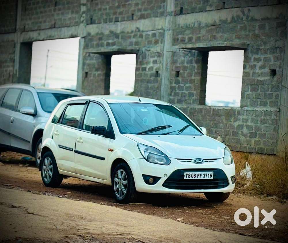 Ford Figo 2012 Diesel 60000 Km Driven