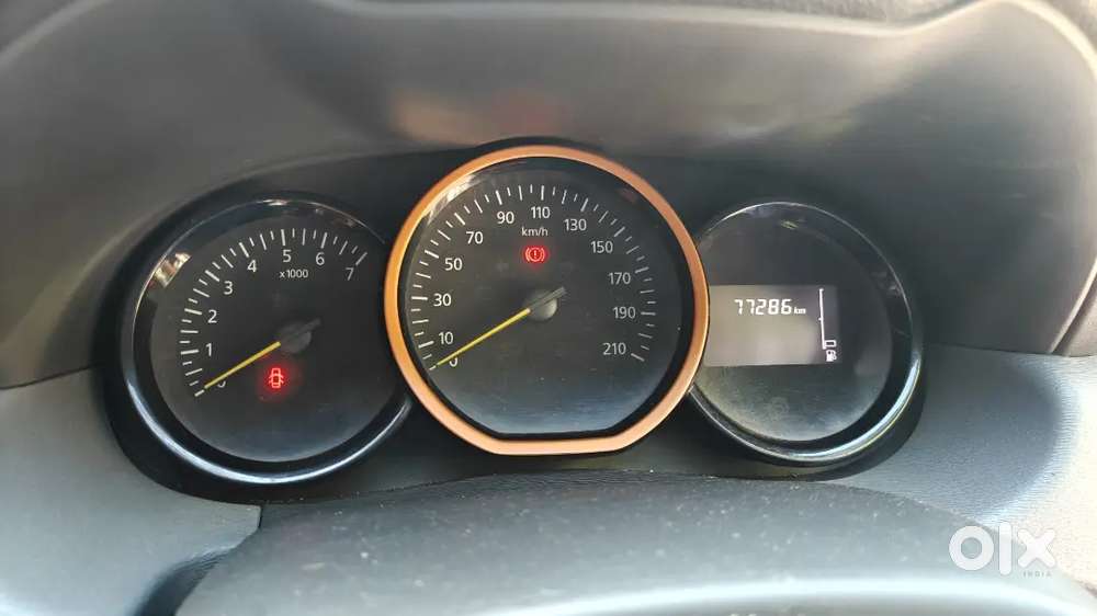 Renault Duster 85 Diesel (2015)  Well Maintained