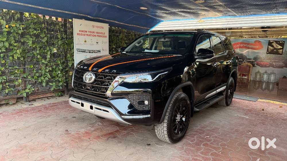 Toyota Fortuner 17 Inch Oem Alloys Leader Edition