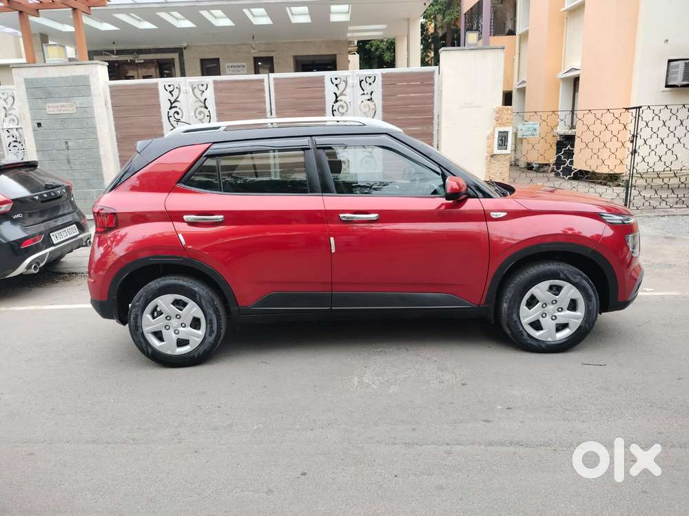 Hyundai Venue S 1.2 Petrol, 2020, Petrol