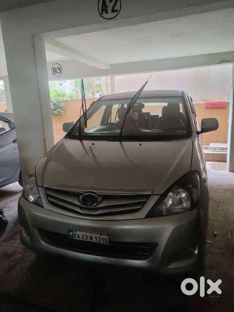 Toyota Innova 2005 Petrol Good Condition