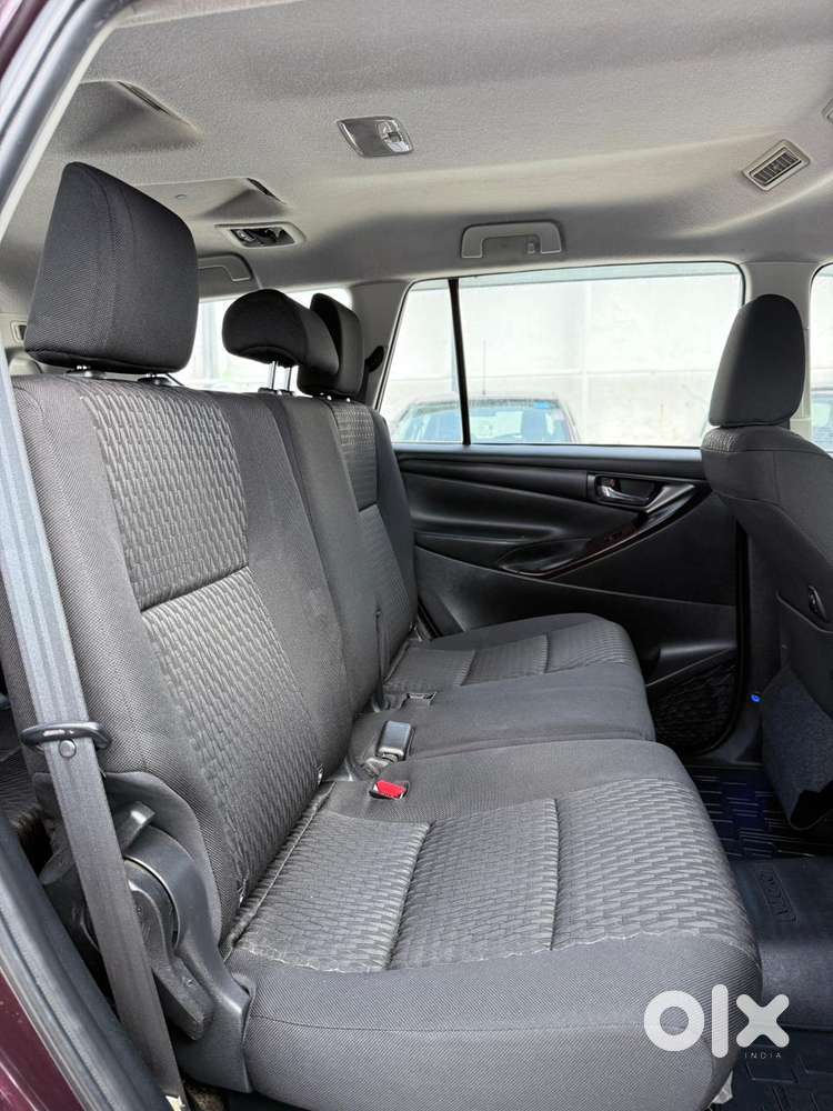 Toyota Innova Crysta 2.4 Gx Mt 8s, 2016, Diesel