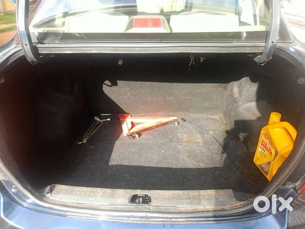 Maruti Suzuki Dzire 2009 Petrol 95000 Km Driven