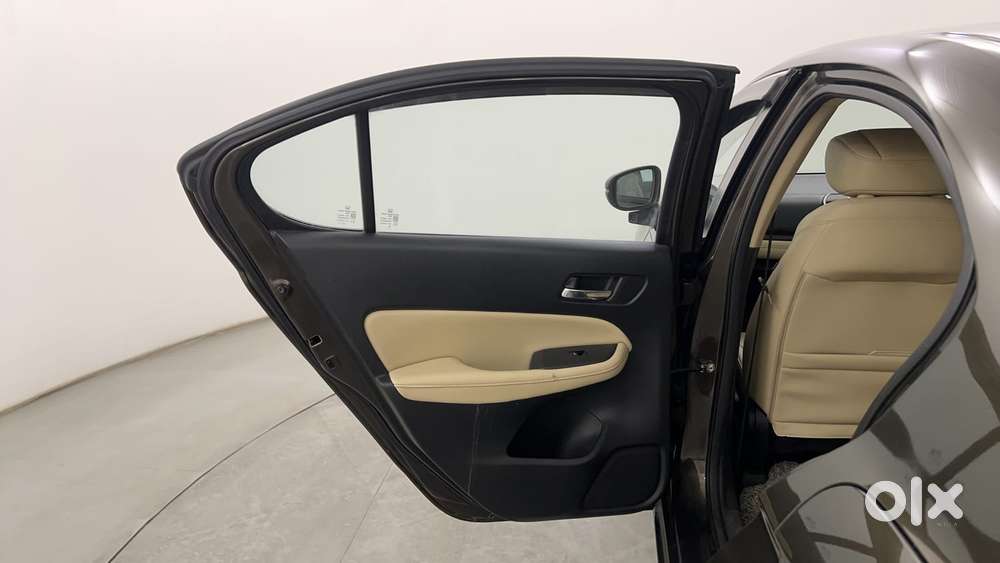 Honda City Zx Petrol Cvt, 2024, Petrol