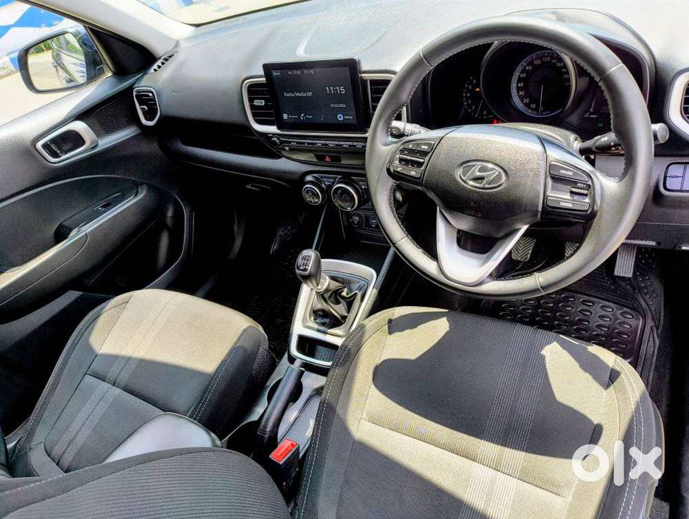 Hyundai Venue Sx Mt, 2021, Petrol