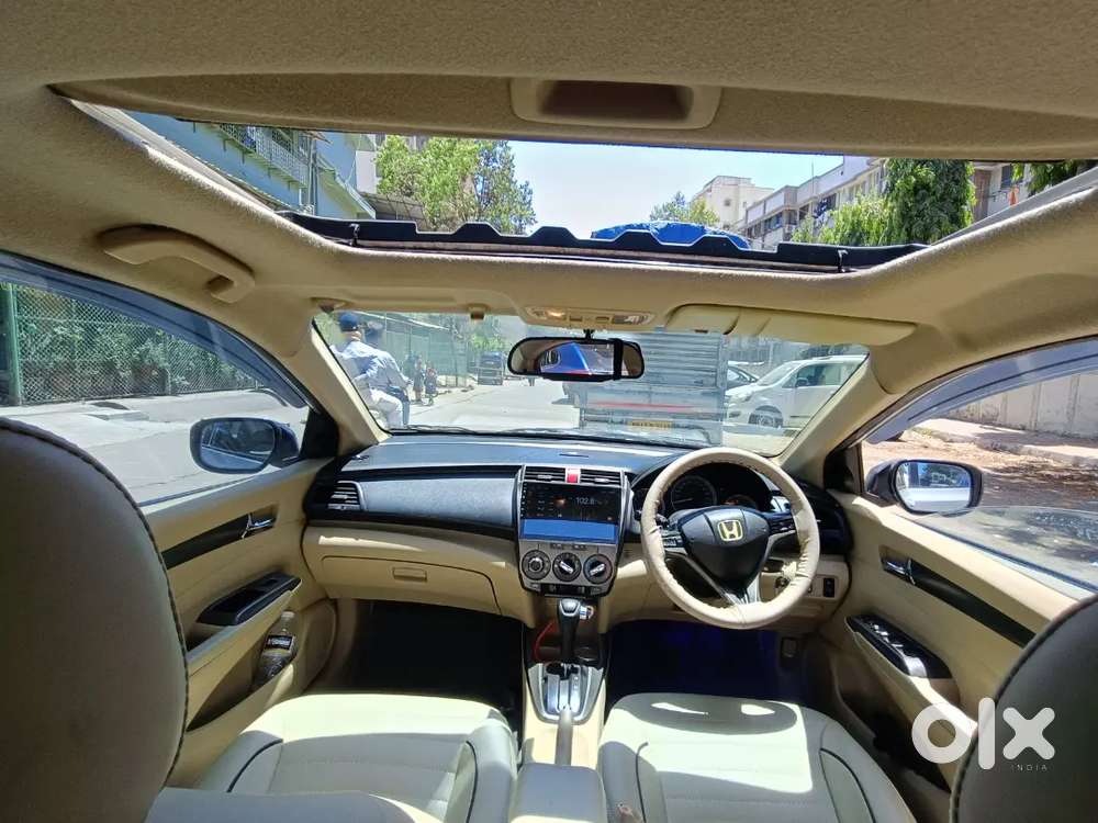 Honda City Top M.sunroof.cng Register.i M Owner.