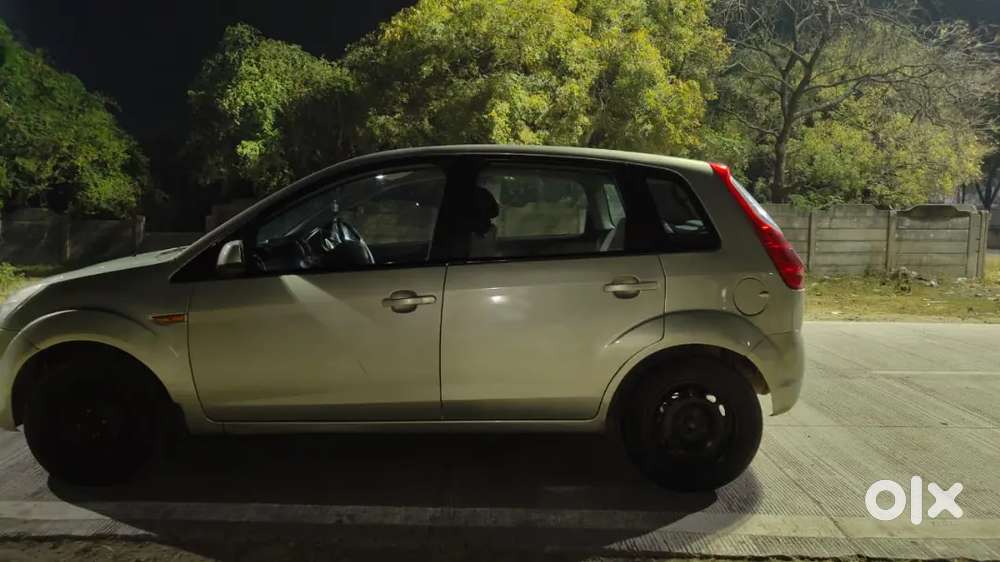 Ford Figo Diesel Zxi 2012