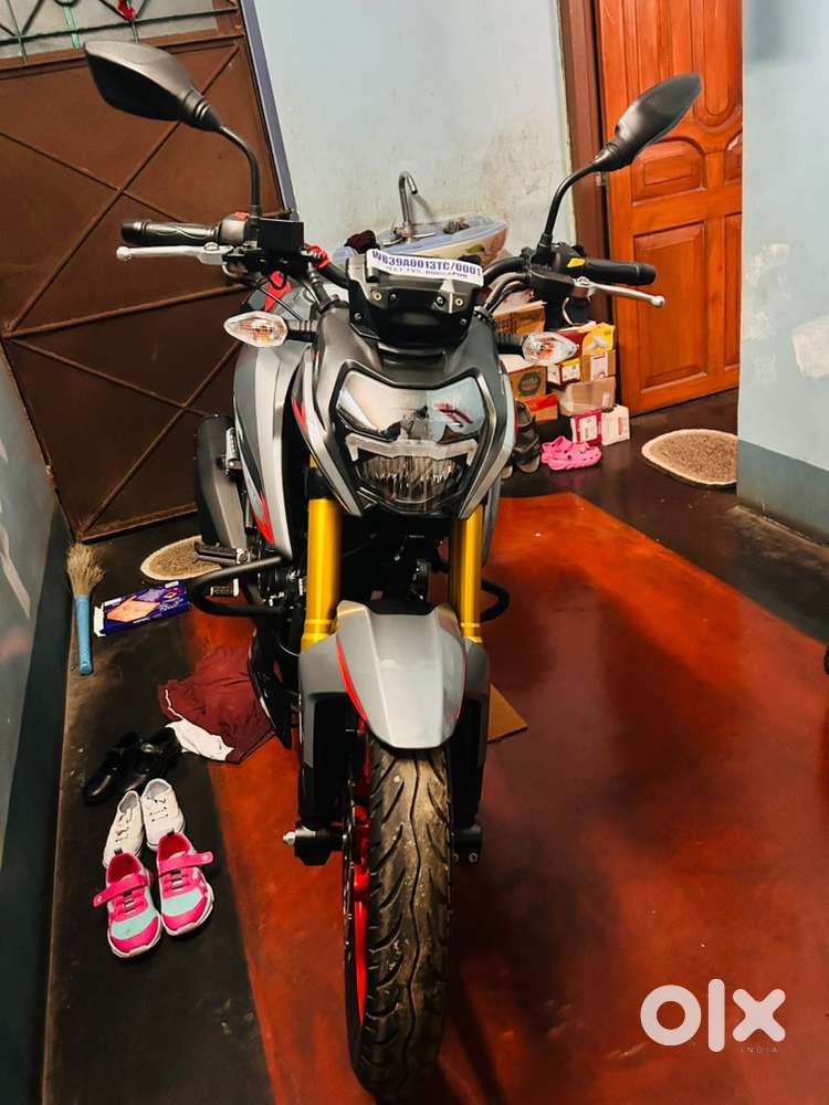 Apache Rtr 160 4v usd top model one month old - Motorcycles - 1825562826