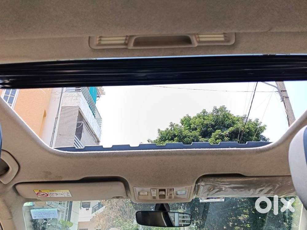 Skoda Slavia Style 1.0l Tsi Mt, 2022, Petrol