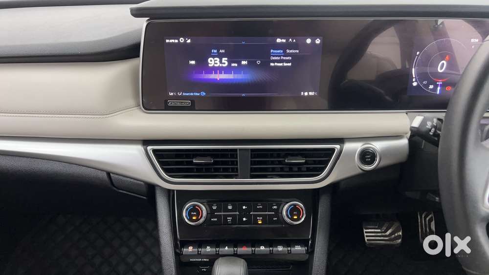 Mahindra Xuv700 2.2 Ax 7 Diesel At Luxury Pack Str, 2022, Diesel