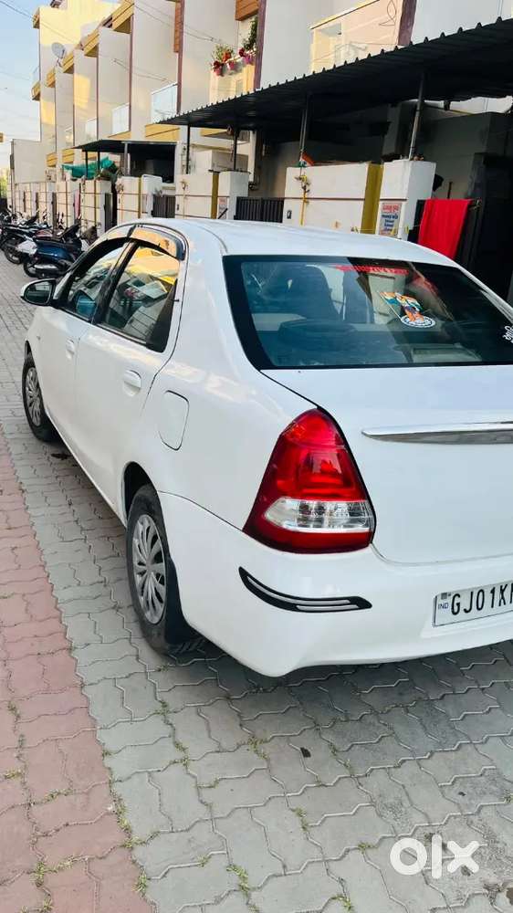 Toyota Etios 2011 Cng & Hybrids Good Condition